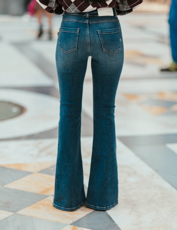 VICOLO JEANS  GISELE FLARE