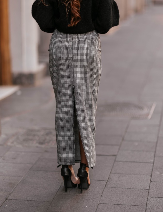 VICOLO GONNA  LUNGA GALLES