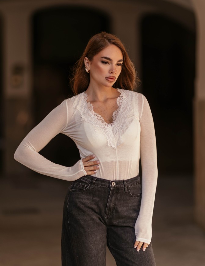 HAVEONE TSHIRT  SCOLLO V PIZZO