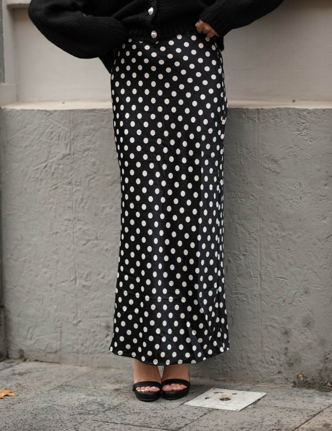 ONLY GONNA  LUNGA POIS