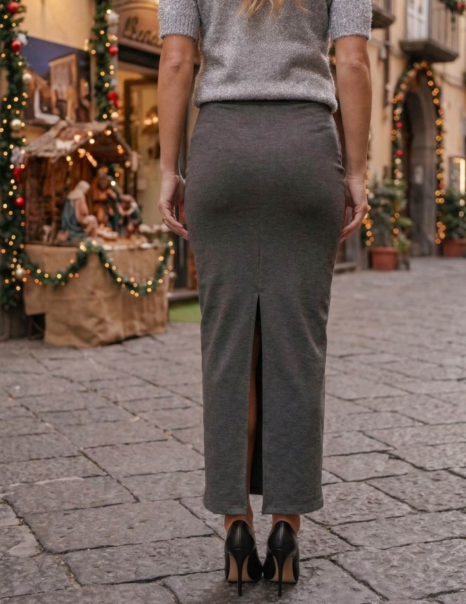 VICOLO GONNA  LUNGA SPACCO...