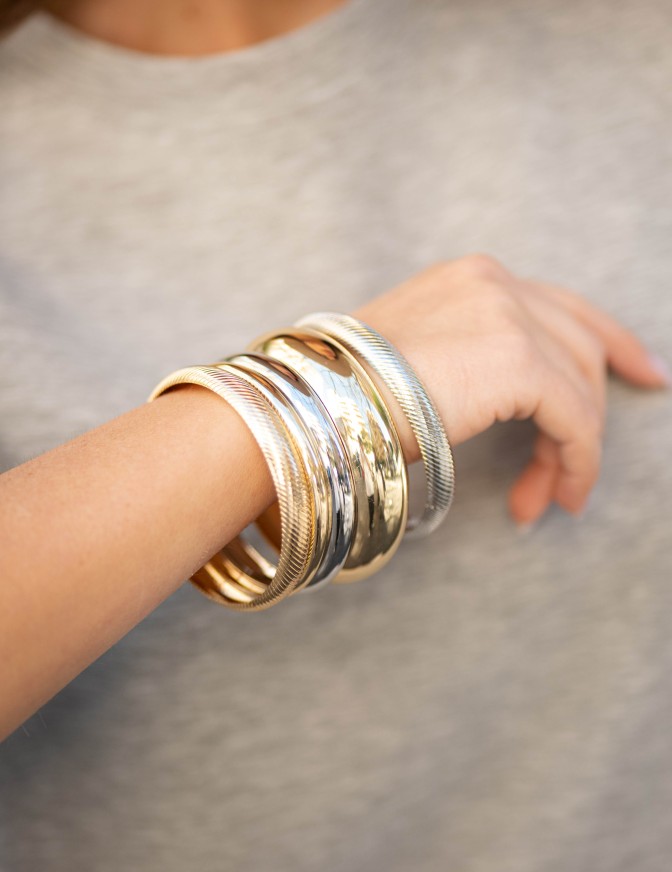 DOLLS SET 5 BRACCIALI ORO E...