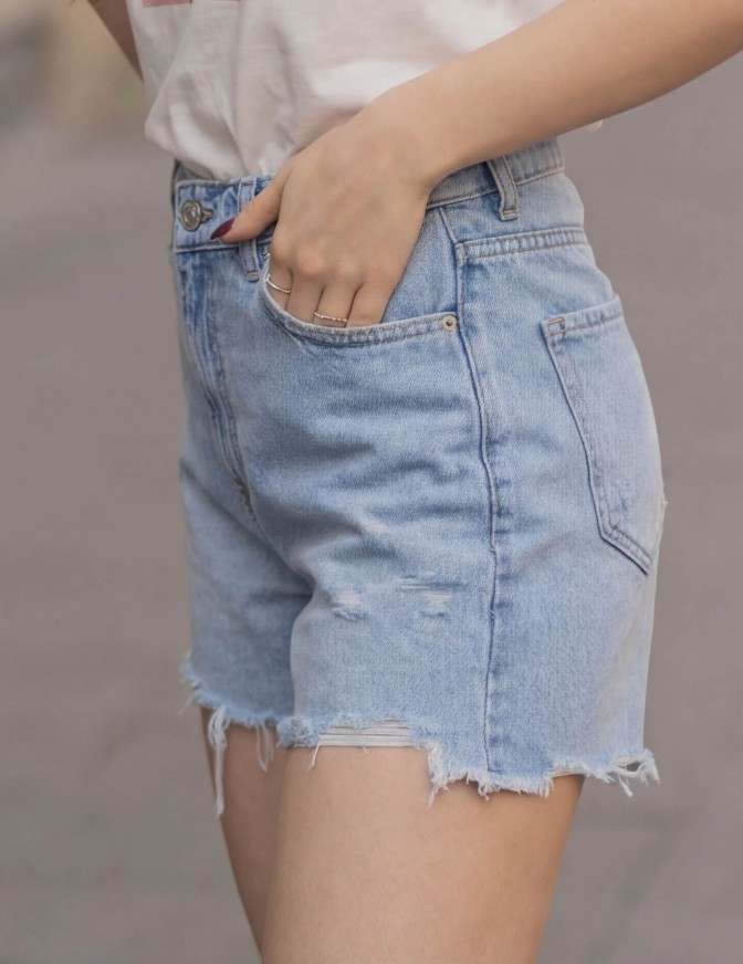 PIECES SHORT  DENIM STRAPPI
