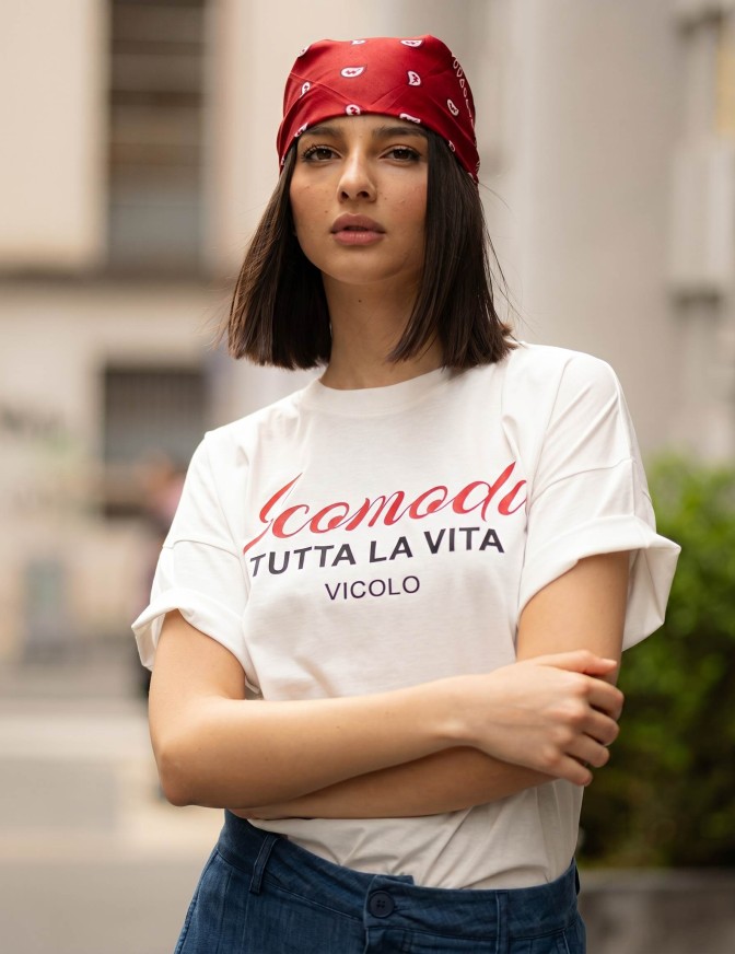 VICOLO TSHIRT  SCOMODA