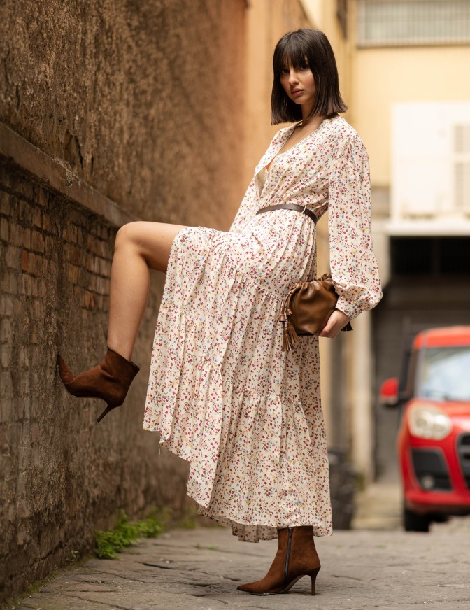 VICOLO ABITO LUNGO...