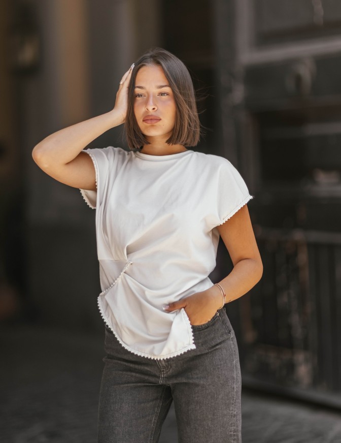 VICOLO TSHIRT  ASIMMETRICA