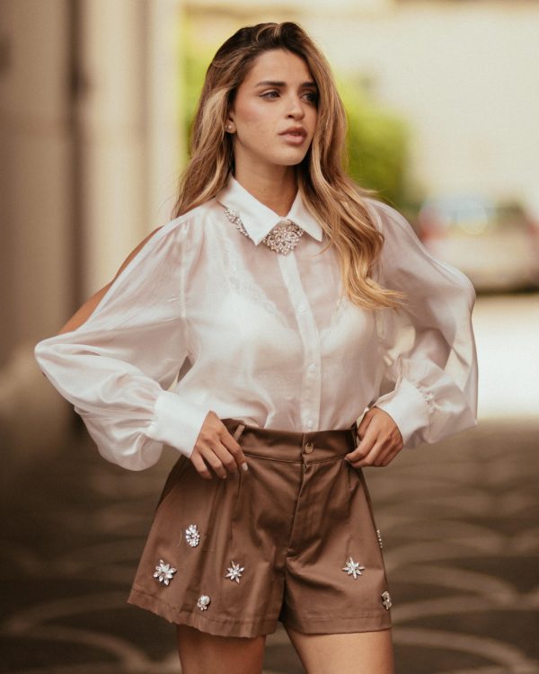Acquista il look
